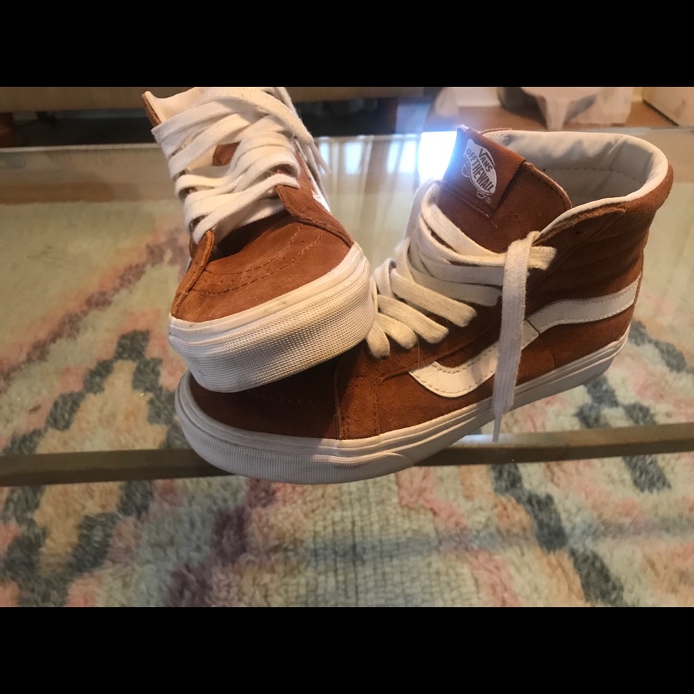 Like new high top women’s vans